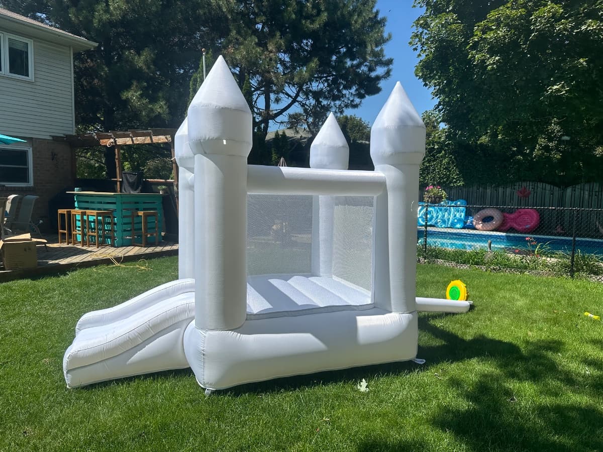 Bouncy Castle for rent in Richmond Hill, Ontario — toolshare